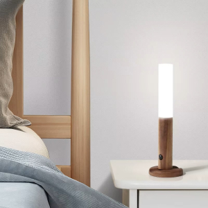 Wandlamp LED - Bewegingssensor - 2 X OPLAADKABEL - Magnetisch - Bevestiging - Draadloos - USB - oplaadbaar - BRUIN