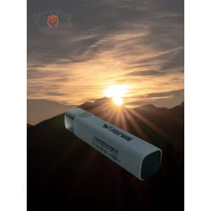Mini Draagbare Super Heldere Kleine Huishoudelijke Lange Afstand Outdoor Verlichting Led Sterk Licht Zaklamp
