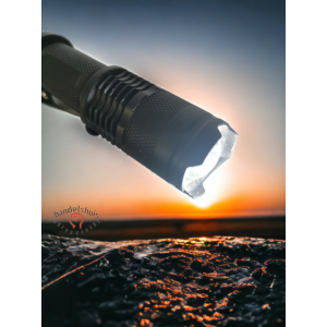 Mini oplaadbare LED zaklamp gebruik XPE + COB lamp100 meter verlichting afstand Mini oplaadbare LED zaklamp gebruik XPE + COB lamp100 meter verlichting afstand